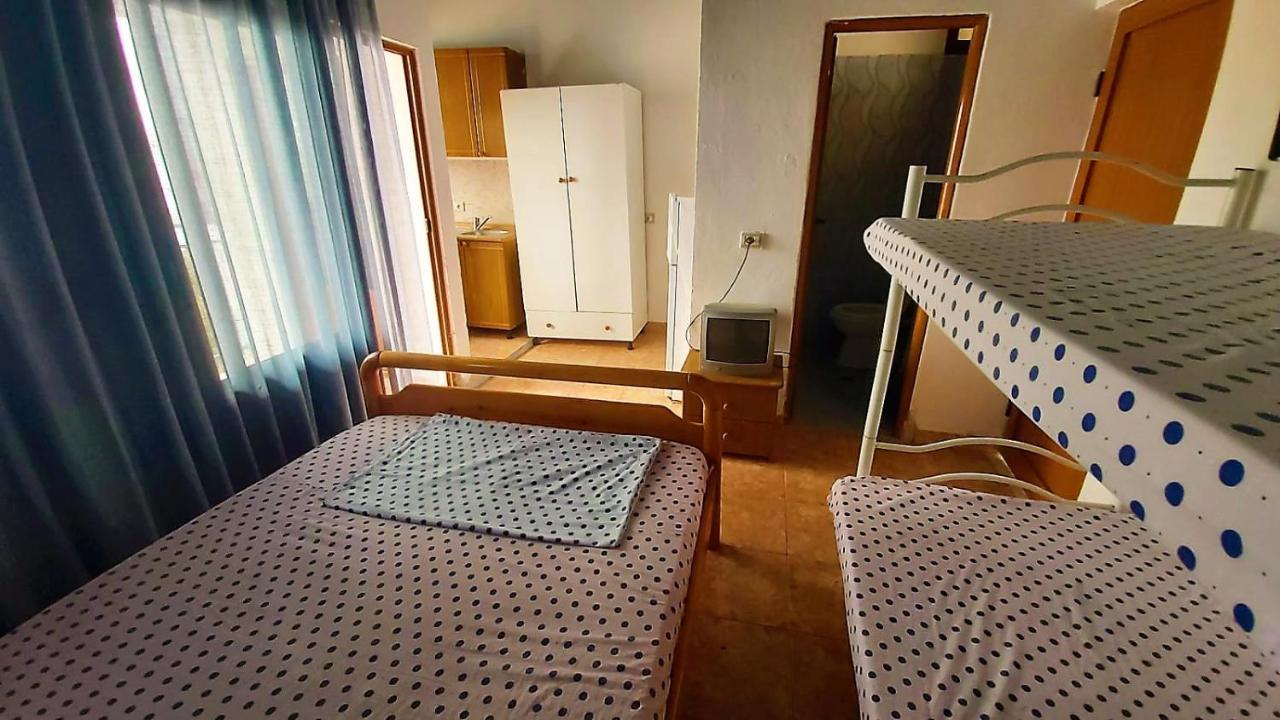 Ramo'S Cozy Beachside Haven With Panoramic Views - 2Nd Vlorë Eksteriør billede